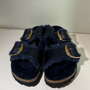 BRAND NEW UNWORN Birkenstock Navy Blue Sandals with Gold Buckles